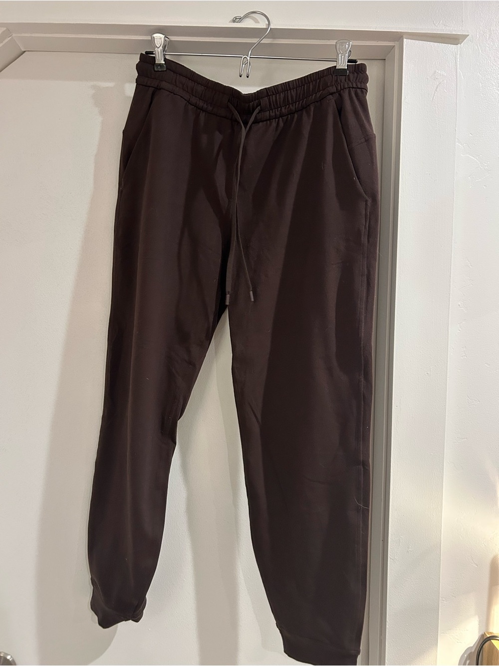 lululemon athletica women’s Dark Brown Soft Jersey 7/8 Joggers
